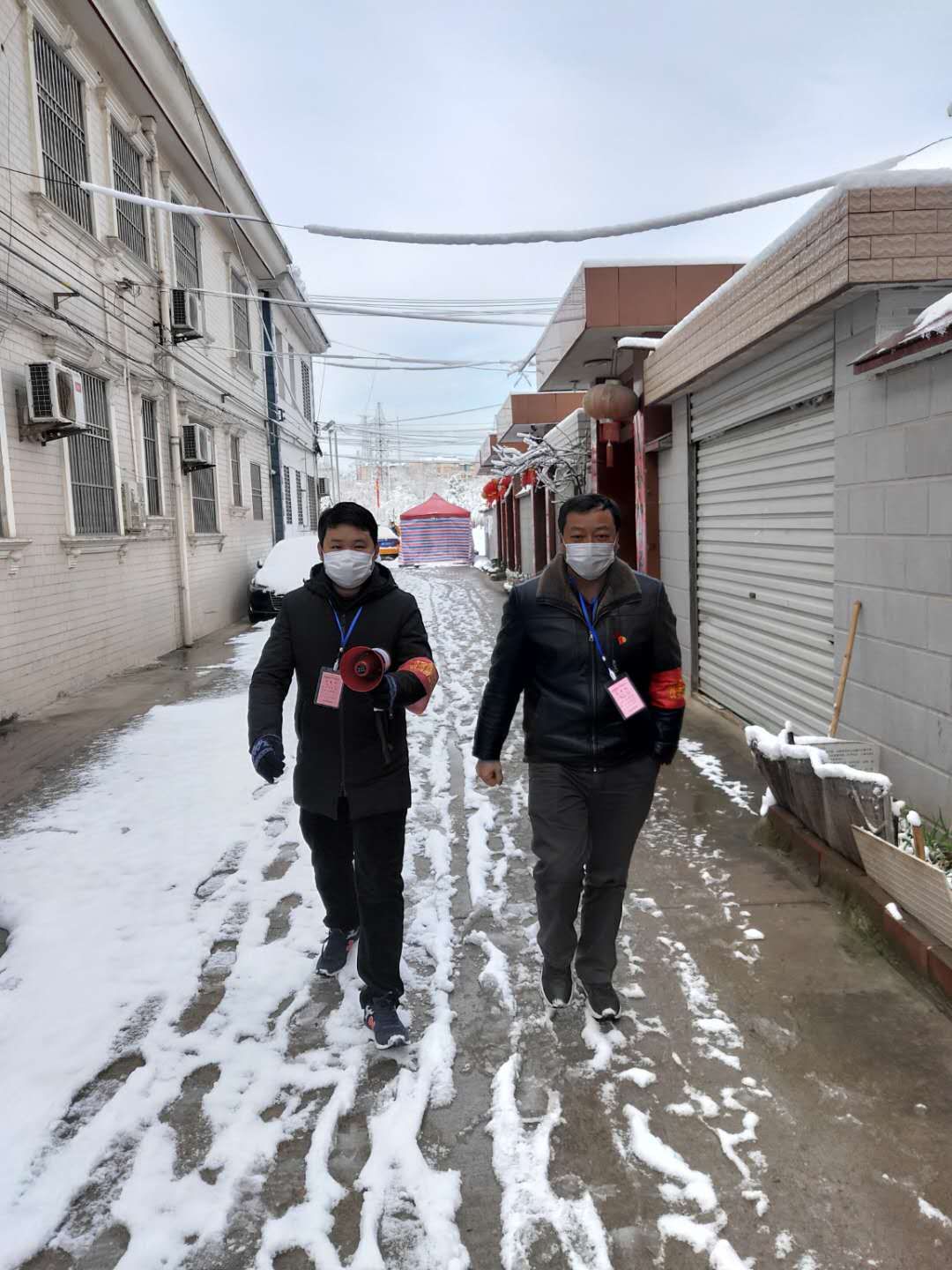 不懼病毒守一線，國投志愿沖在前
