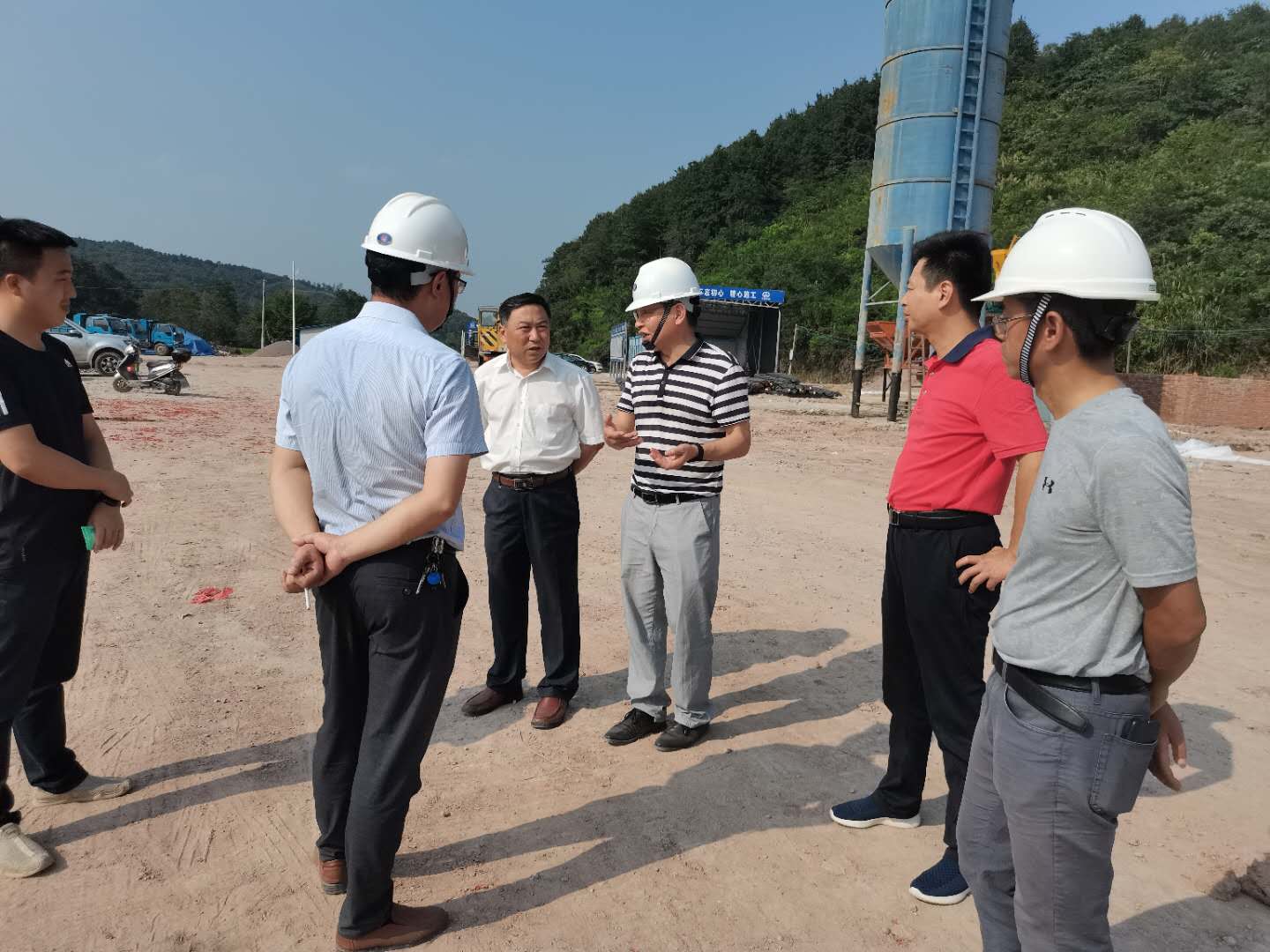 張守銳調(diào)研霍山國鑫建材機制砂項目建設(shè)進展情況